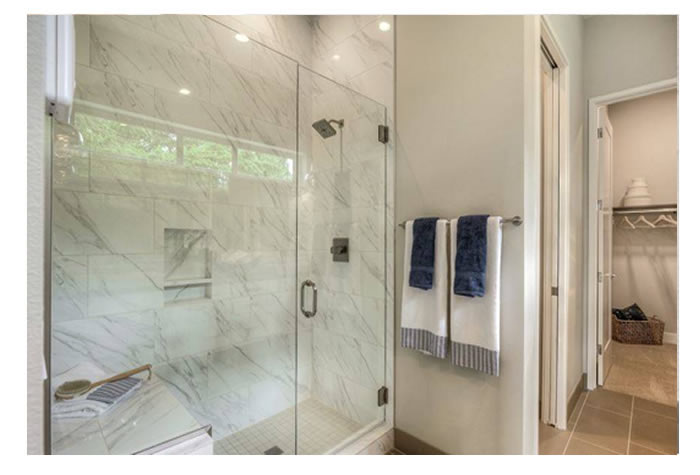 10 Types of Glass Shower Doors